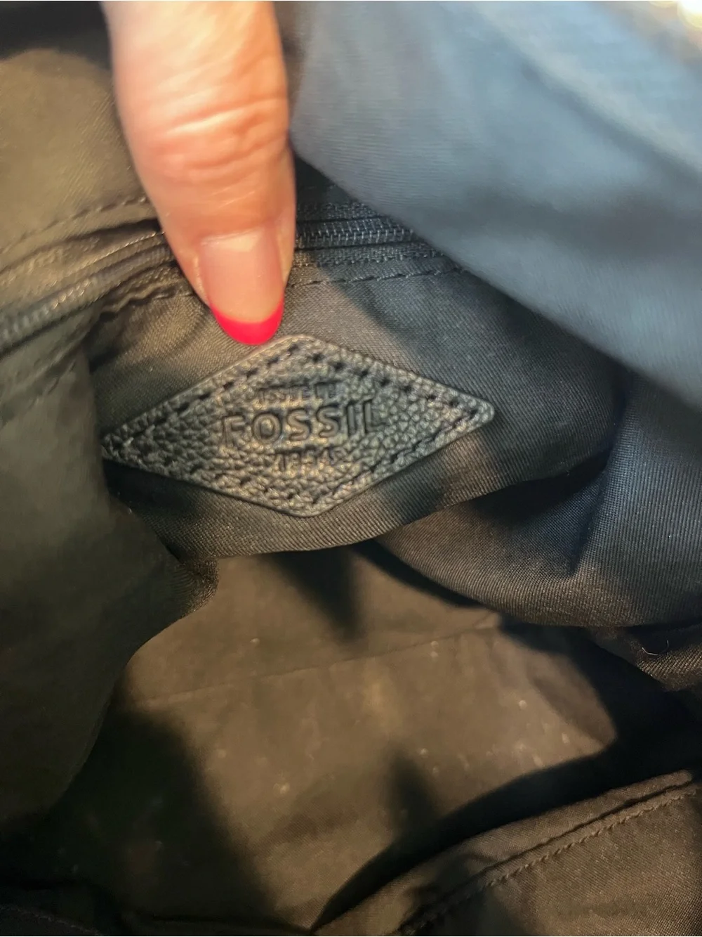 Fossil tara shopper